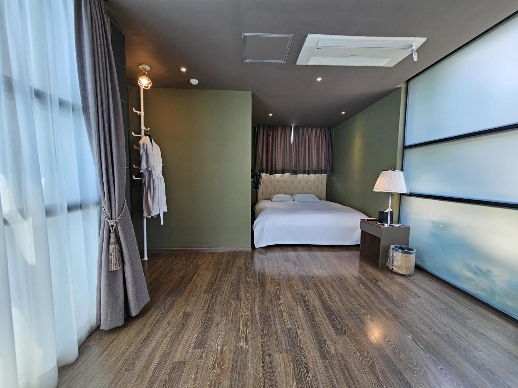 Jeju Hotel Scarboro Seogwipo Exteriör bild