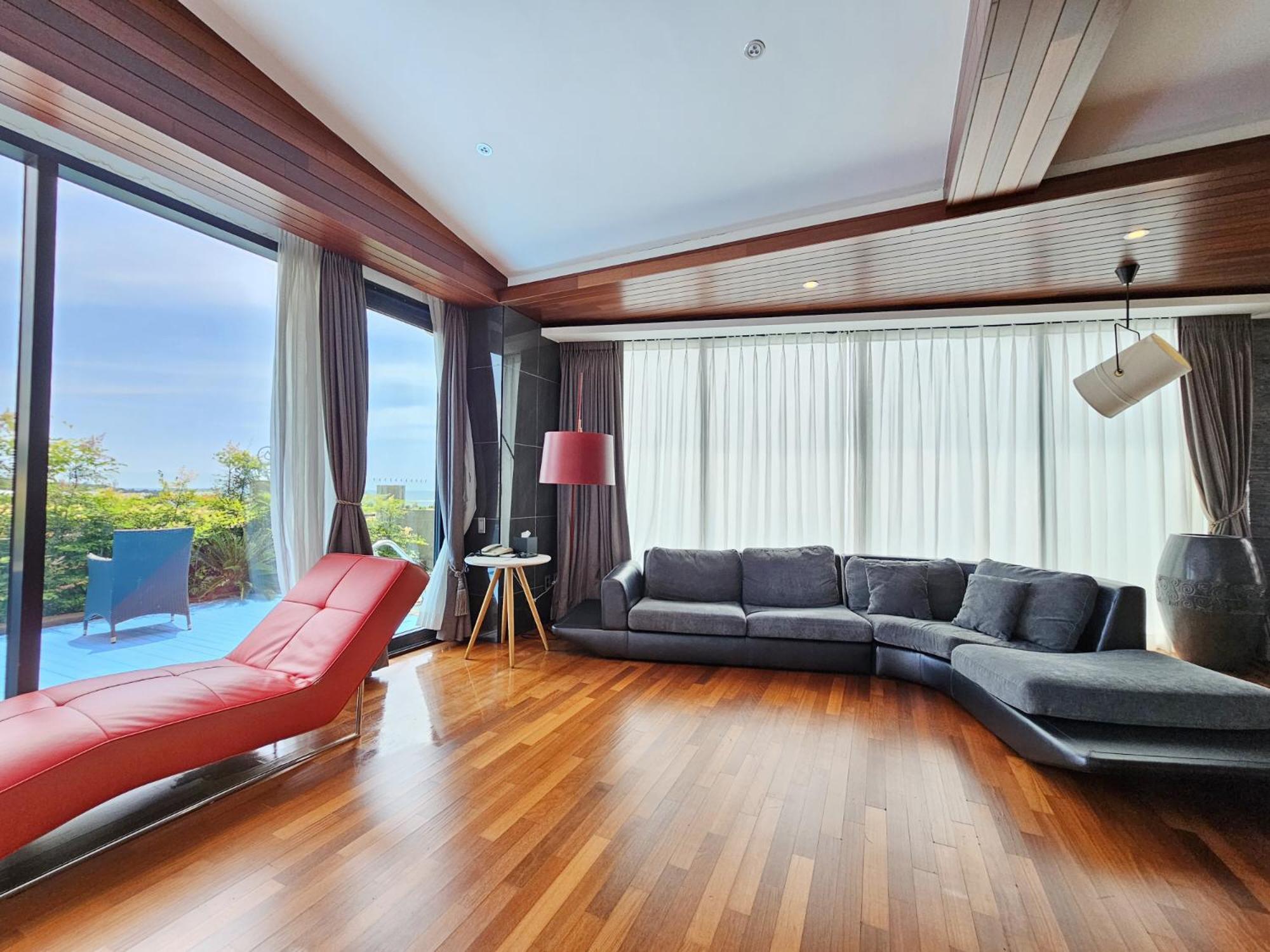 Jeju Hotel Scarboro Seogwipo Exteriör bild