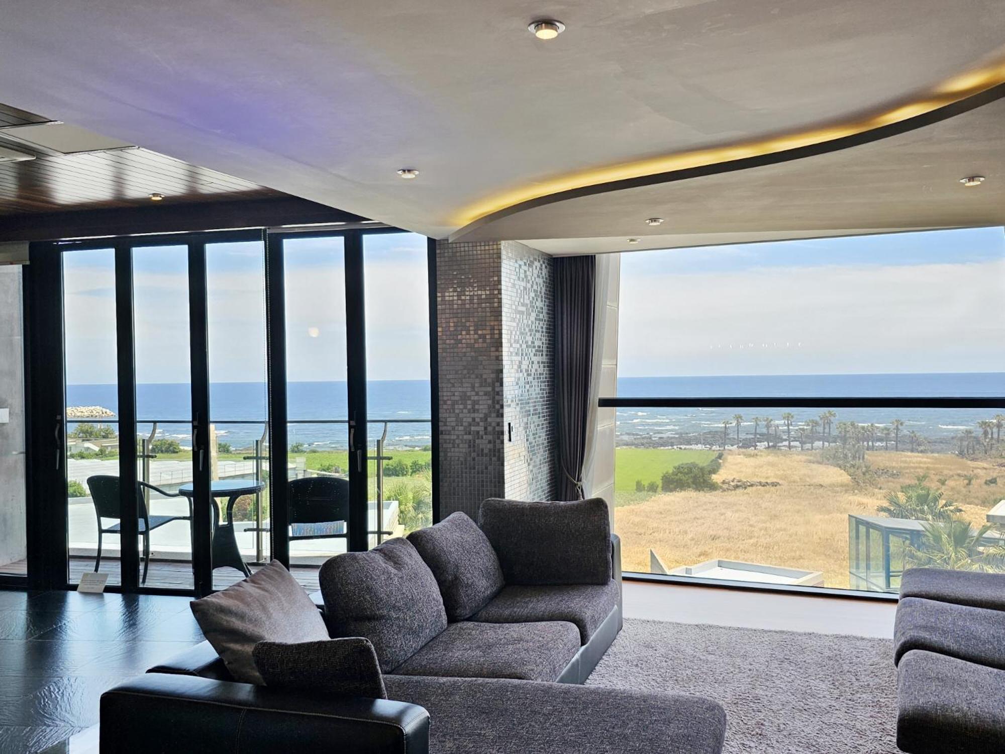 Jeju Hotel Scarboro Seogwipo Exteriör bild