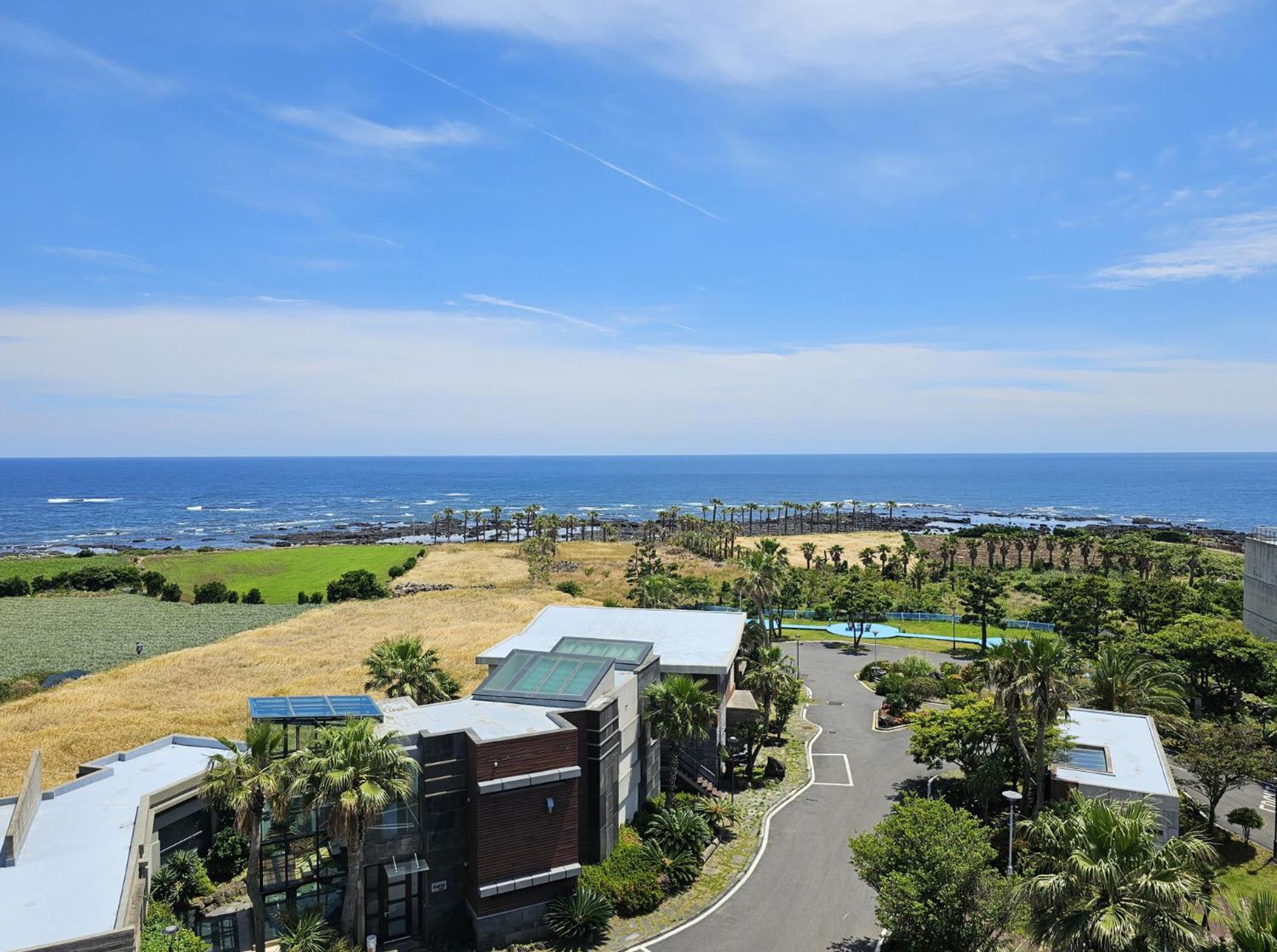 Jeju Hotel Scarboro Seogwipo Exteriör bild